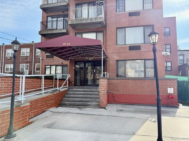 87-14 57th Road 5A, Elmhurst, NY 11373