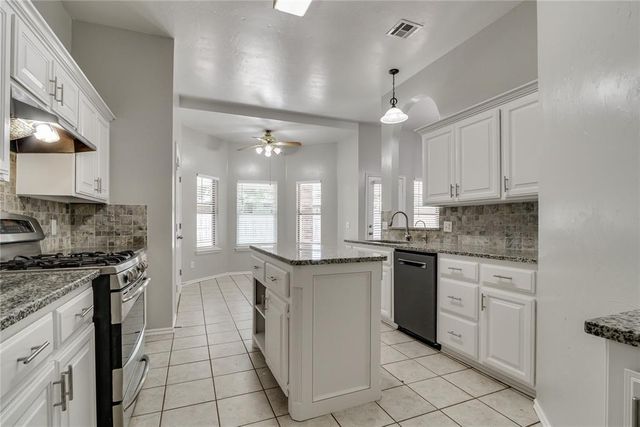 2101 Cedar Meadow Lane, Edmond, OK 73003