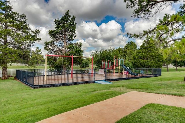 2101 Cedar Meadow Lane, Edmond, OK 73003