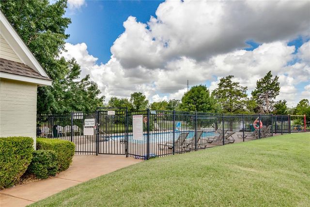 2101 Cedar Meadow Lane, Edmond, OK 73003