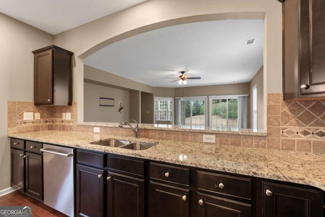 1040 Creekwood Place, Greensboro, GA 30642