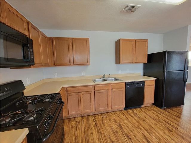 6713 Panda Royle DR, Del Valle, TX 78617
