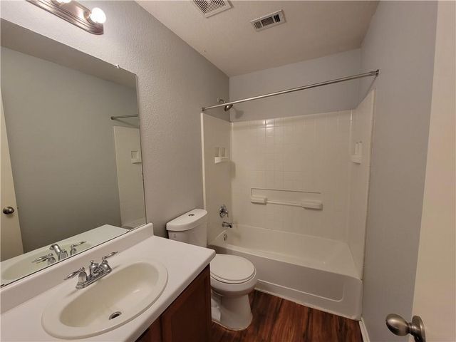 6713 Panda Royle DR, Del Valle, TX 78617