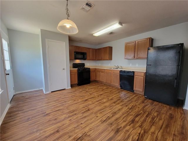 6713 Panda Royle DR, Del Valle, TX 78617