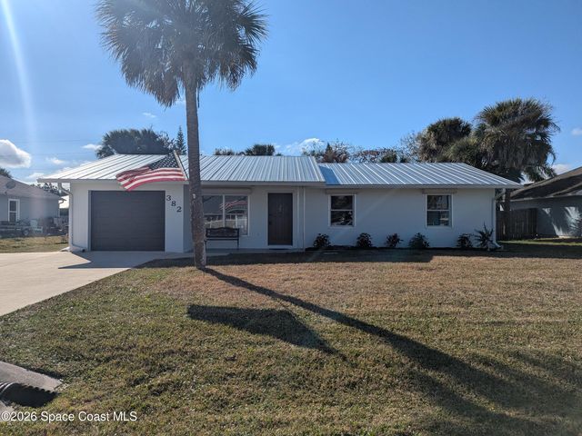 382 Easy Street, Sebastian, FL 32958