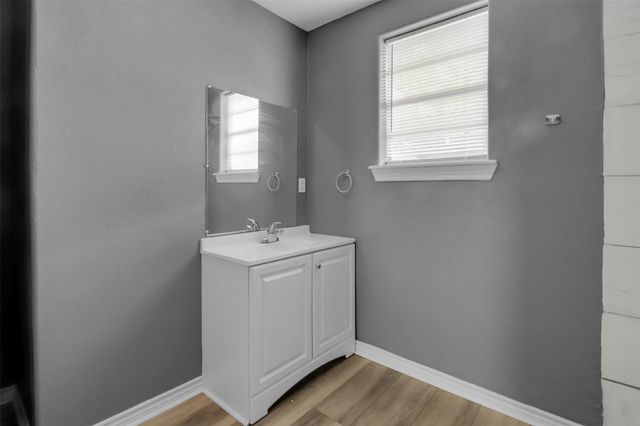 218 Hafer Street, Baytown, TX 77520