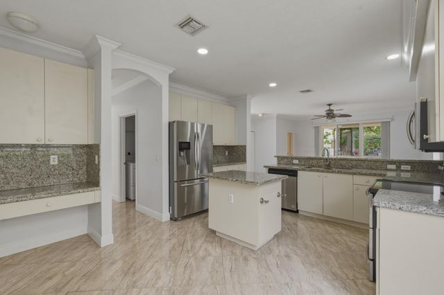 1510 SW 189th Terrace, Pembroke Pines, FL 33029