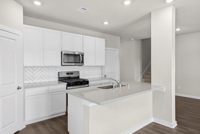 2014 Starlight Street, Angleton, TX 77515