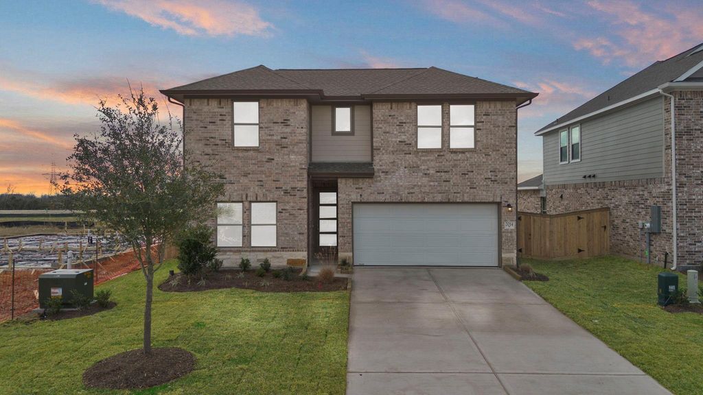 2014 Starlight Street, Angleton, TX 77515