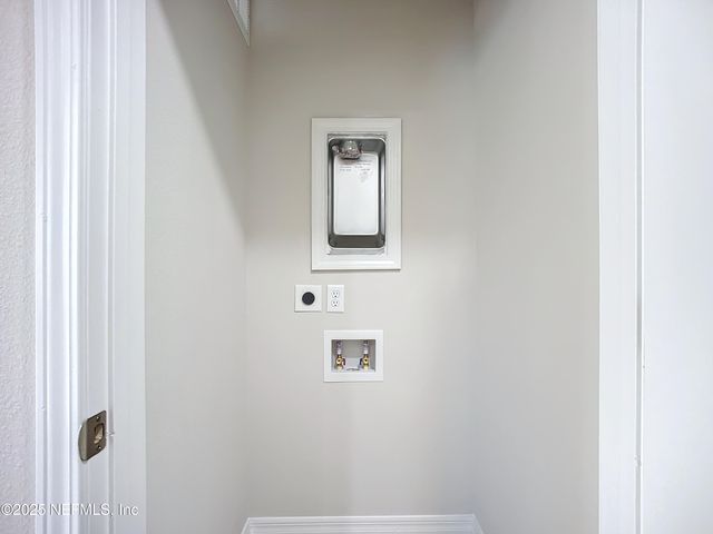 5669 GEORGE Court 101, Jacksonville, FL 32277