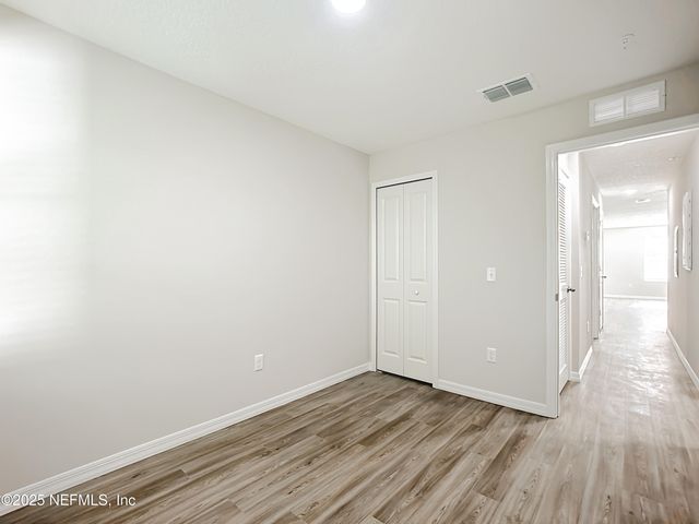 5669 GEORGE Court 101, Jacksonville, FL 32277