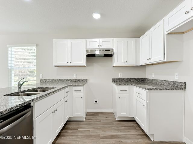 5669 GEORGE Court 101, Jacksonville, FL 32277