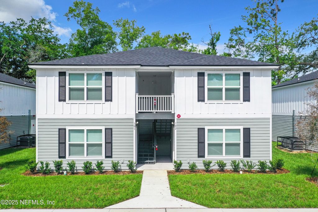 5669 GEORGE Court 101, Jacksonville, FL 32277