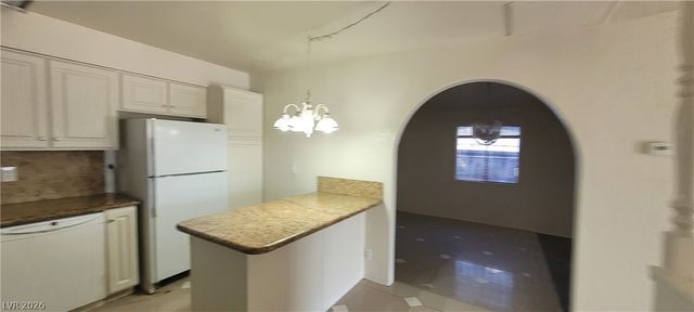 1301 Madison Avenue, Las Vegas, NV 89106