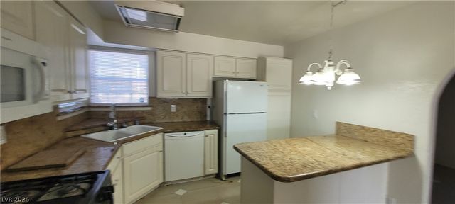 1301 Madison Avenue, Las Vegas, NV 89106