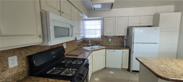 1301 Madison Avenue, Las Vegas, NV 89106
