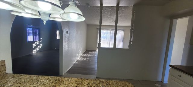 1301 Madison Avenue, Las Vegas, NV 89106