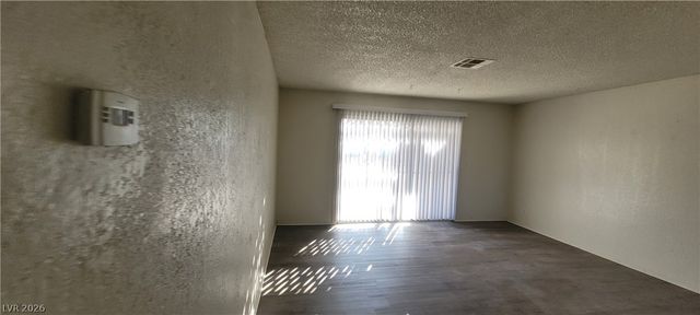 1301 Madison Avenue, Las Vegas, NV 89106