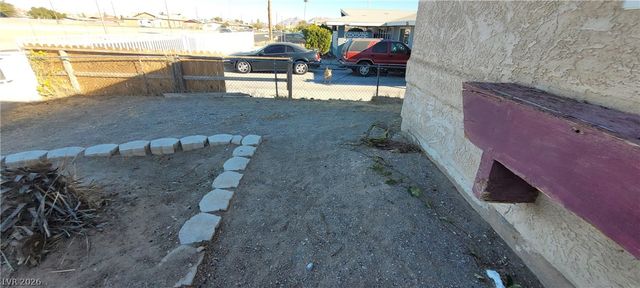 1301 Madison Avenue, Las Vegas, NV 89106