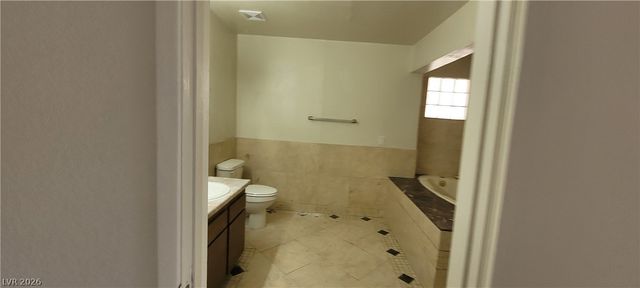 1301 Madison Avenue, Las Vegas, NV 89106