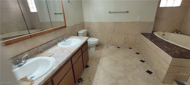 1301 Madison Avenue, Las Vegas, NV 89106