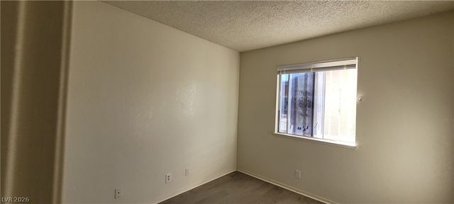 1301 Madison Avenue, Las Vegas, NV 89106