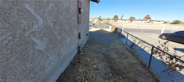 1301 Madison Avenue, Las Vegas, NV 89106