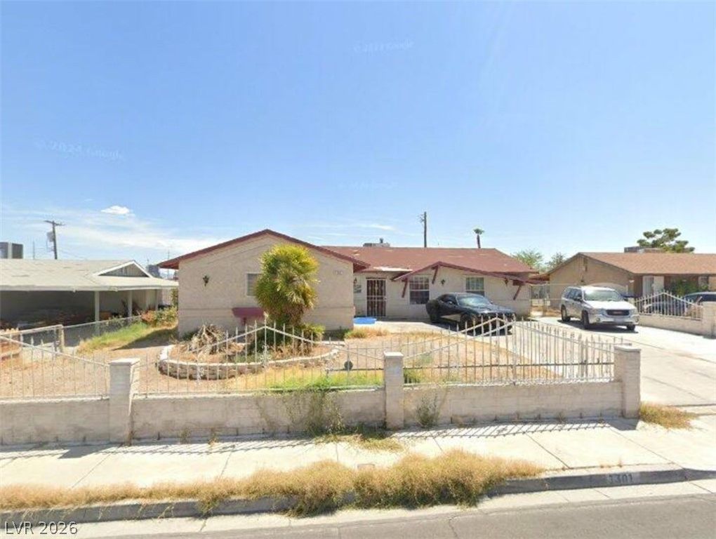 1301 Madison Avenue, Las Vegas, NV 89106
