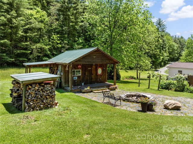 514 Roy Forrester Road, Mars Hill, NC 28754