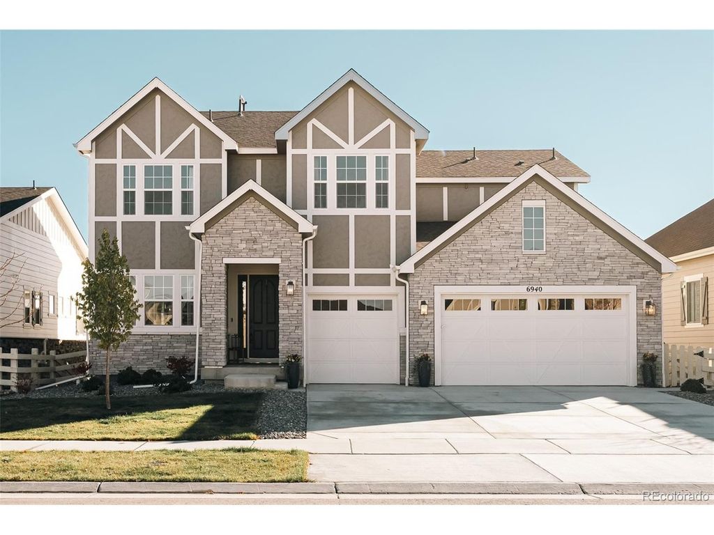 6940 S Yantley Ct, Aurora, CO 80016