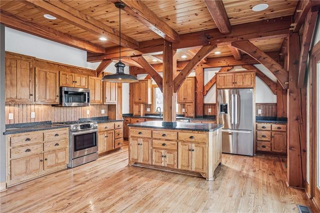 16410 NE 121st Terrace, Kearney, MO 64060