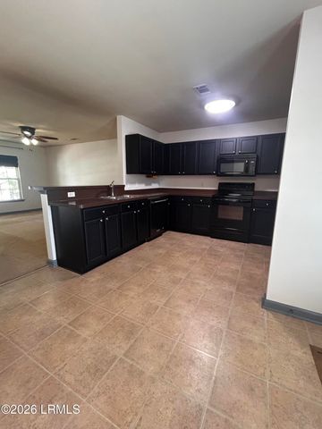 3 Pennyroyal Way, Beaufort, SC 29906