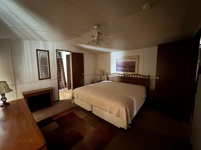 117 Trinity Avenue, Truth Or Consequences, NM 87901