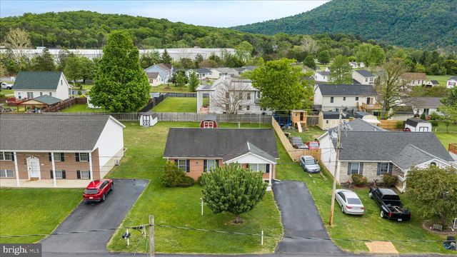 277 MILLER DR, Strasburg, VA 22657