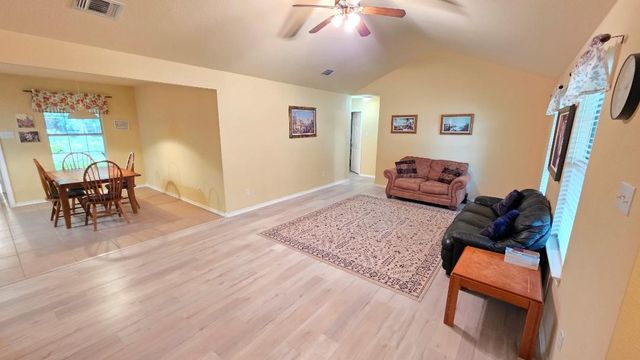 5324 Mission Circle, Granbury, TX 76049