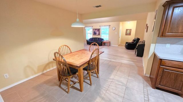 5324 Mission Circle, Granbury, TX 76049