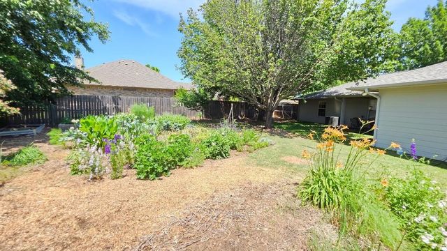5324 Mission Circle, Granbury, TX 76049