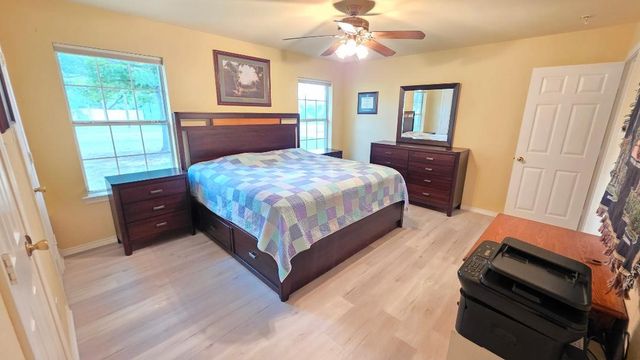 5324 Mission Circle, Granbury, TX 76049