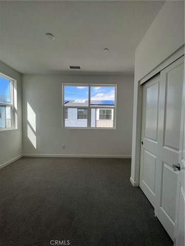 4076 E Luna Paseo 22, Ontario, CA 91764