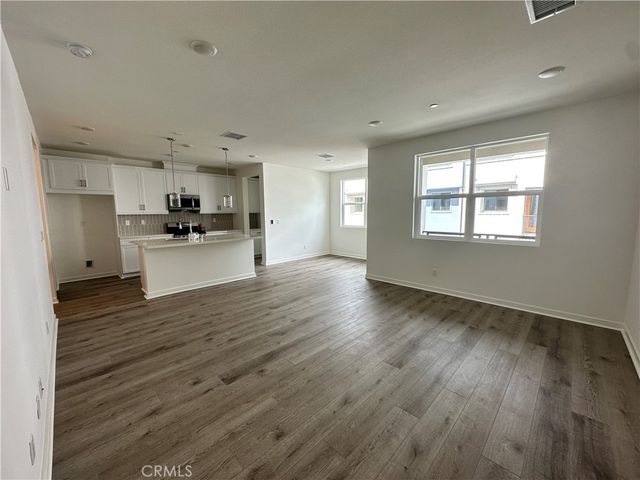 4076 E Luna Paseo 22, Ontario, CA 91764