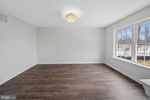 31 MEMORIAL DR, New Castle, DE 19720