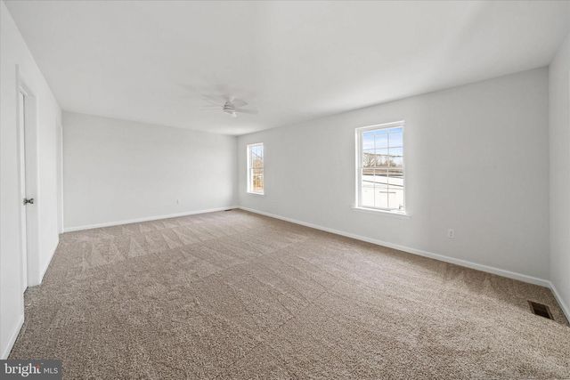 31 MEMORIAL DR, New Castle, DE 19720