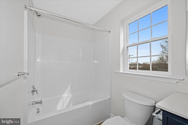 31 MEMORIAL DR, New Castle, DE 19720