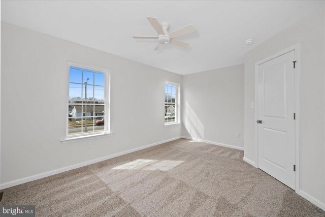 31 MEMORIAL DR, New Castle, DE 19720