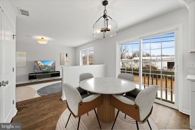 31 MEMORIAL DR, New Castle, DE 19720