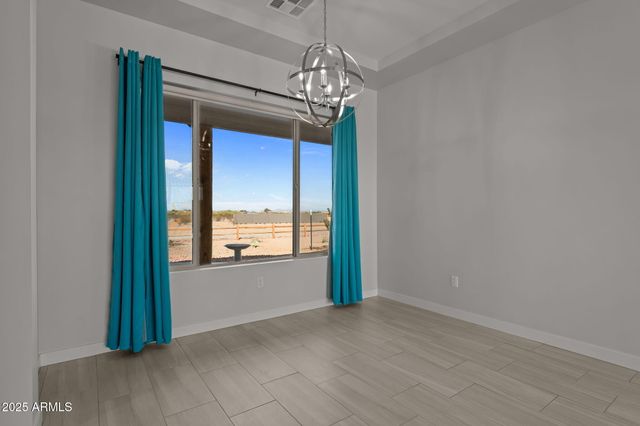 23012 W PEAKVIEW Road, Wittmann, AZ 85361