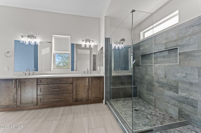 23012 W PEAKVIEW Road, Wittmann, AZ 85361