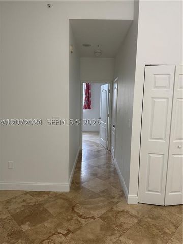 5091 NW 7th St 615, Miami, FL 33126