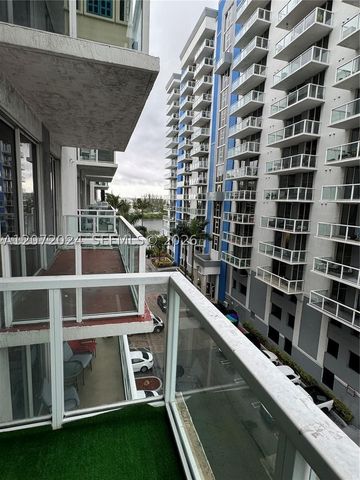 5091 NW 7th St 615, Miami, FL 33126