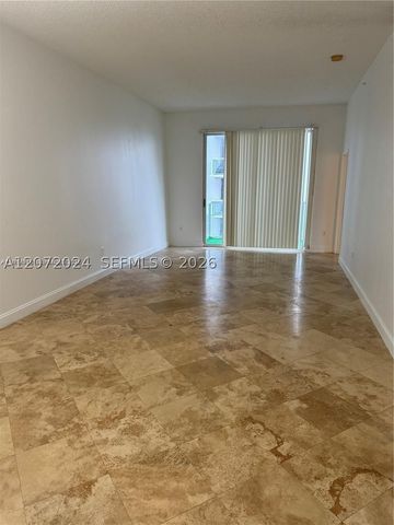 5091 NW 7th St 615, Miami, FL 33126